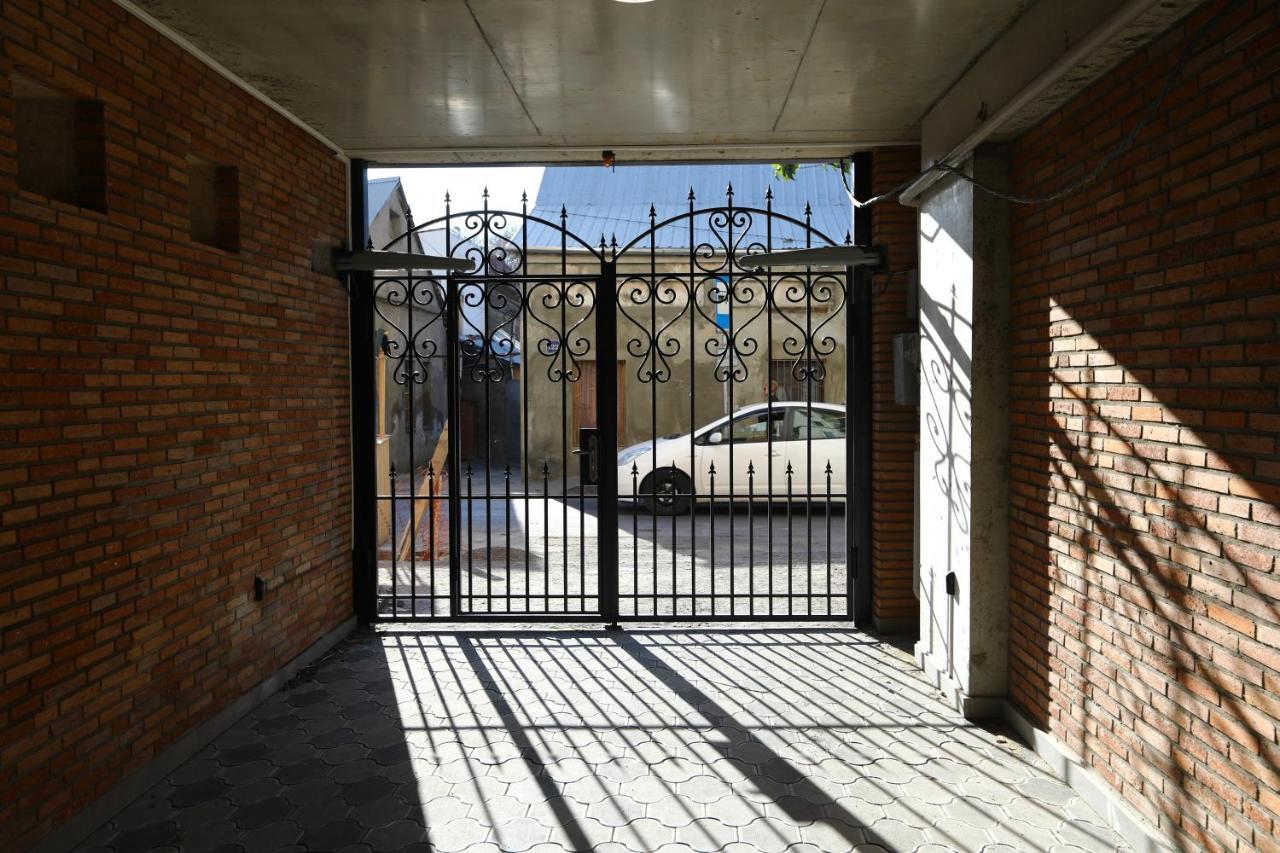 Апартаменты Brick House Тбилиси Экстерьер фото